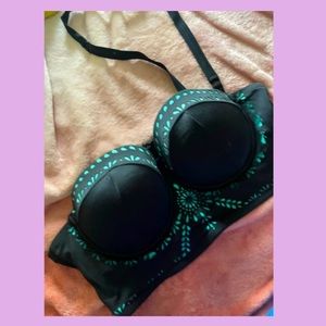 Torrid swim top size 1